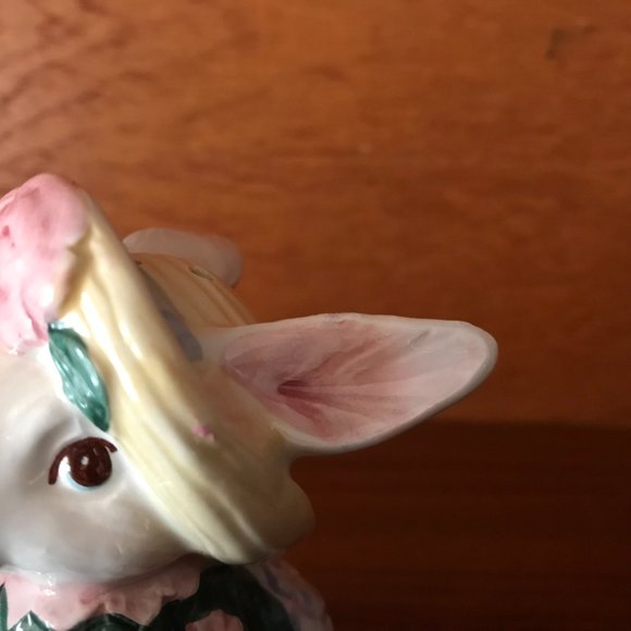 Vintage 1991 Fitz and Floyd Ceramic Bunny Salt and Pepper Shakers - Picture 7 of 8